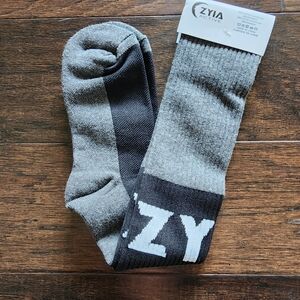 Zyia Active Women's Gray and Black Kneehigh Socks New